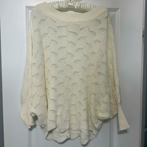 Super cute for going out! Sz S-wing sleeve, scoop neck cream lightweight sweater